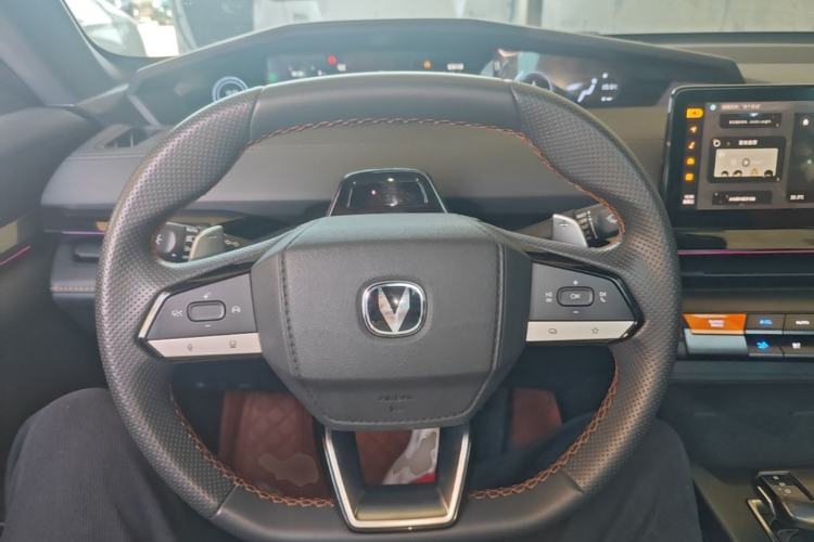 Used CHANGAN UNI-V 2022 1.5T Prestige Version Steering Wheel