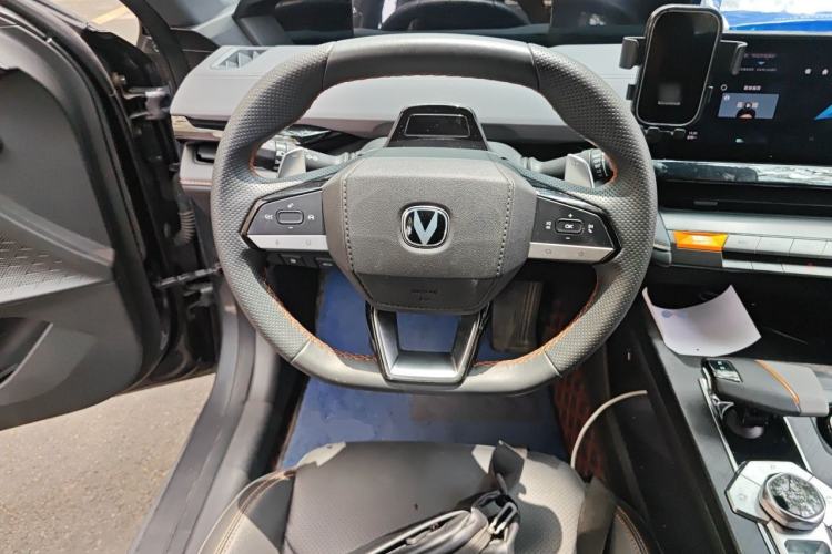Used CHANGAN UNI-V 2022 1.5T Prestige Version Steering Wheel