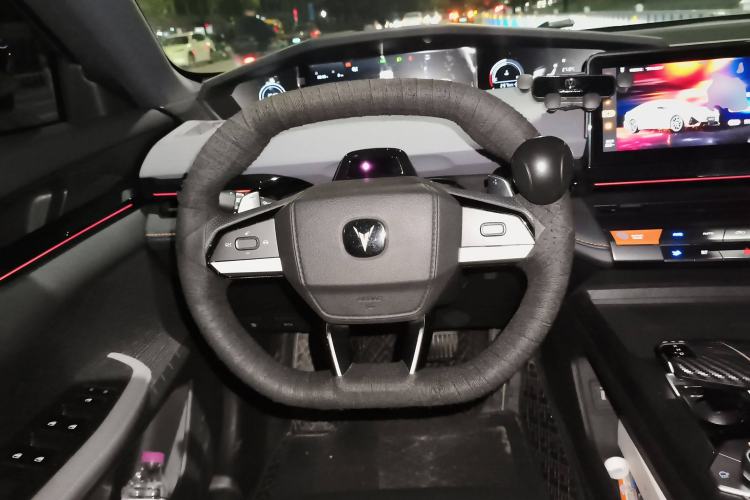 Used CHANGAN UNI-V 2022 1.5T Prestige Version Steering Wheel