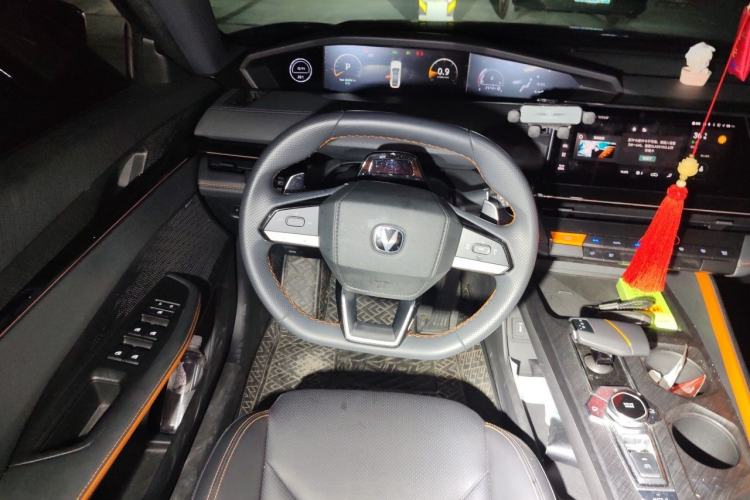 Used CHANGAN UNI-V 2022 1.5T Prestige Version Steering Wheel