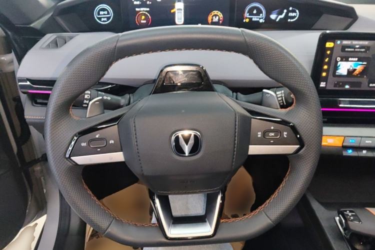 Used CHANGAN UNI-V 2022 1.5T Prestige Version Steering Wheel