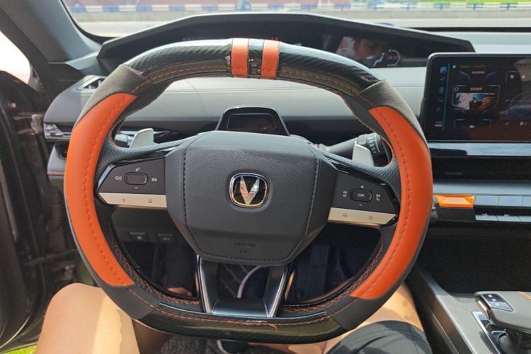 Used CHANGAN UNI-V 2022 1.5T Prestige Version Steering Wheel
