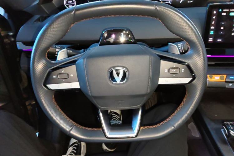 Used CHANGAN UNI-V 2022 1.5T Sport Edition Steering Wheel