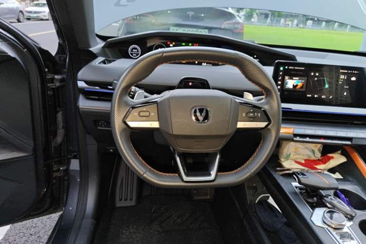 Used CHANGAN UNI-V 2022 1.5T Prestige Version Steering Wheel