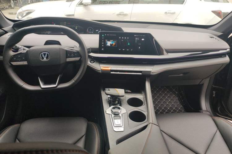 Used CHANGAN UNI-V 2022 1.5T Prestige Version Steering Wheel