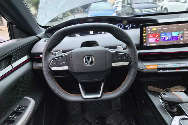 Used CHANGAN UNI-V 2022 1.5T Prestige Version Steering Wheel