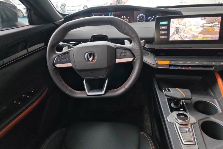 Used CHANGAN UNI-V 2022 1.5T Prestige Version Steering Wheel