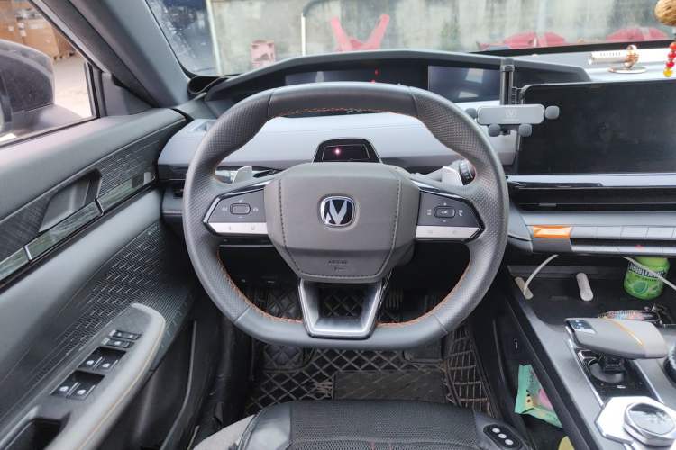 Used CHANGAN UNI-V 2022 1.5T Prestige Version Steering Wheel