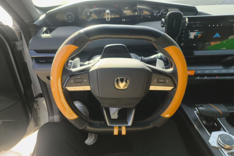 Used CHANGAN UNI-V 2022 1.5T Prestige Version Steering Wheel