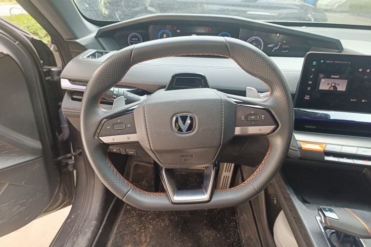 Used CHANGAN UNI-V 2022 1.5T Sport Edition Steering Wheel