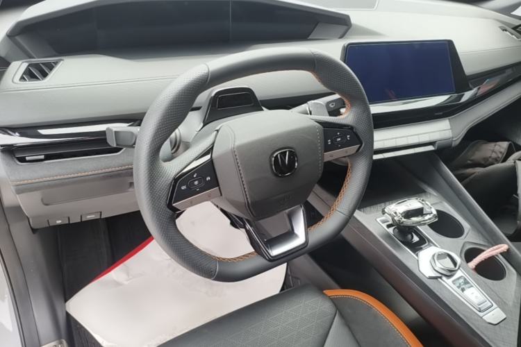 Used CHANGAN UNI-V 2022 2.0T Leading-Speed Edition Steering Wheel