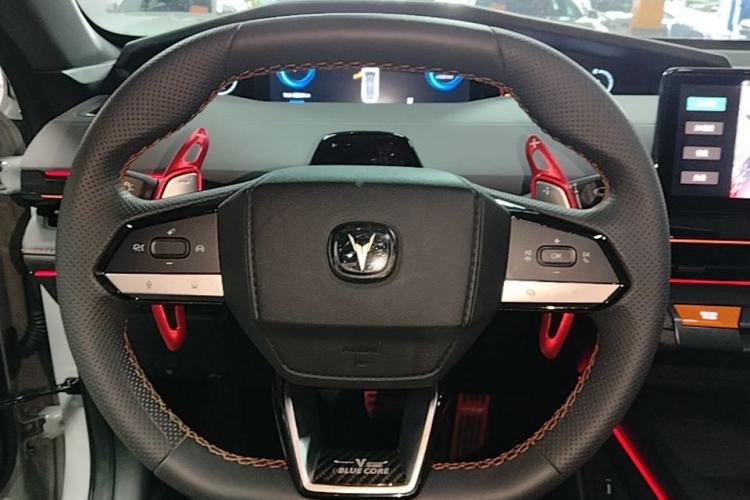 Used CHANGAN UNI-V 2022 1.5T Prestige Version Steering Wheel