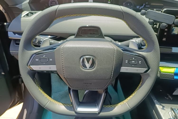 Used CHANGAN UNI-V 2022 1.5T Sport Edition Steering Wheel