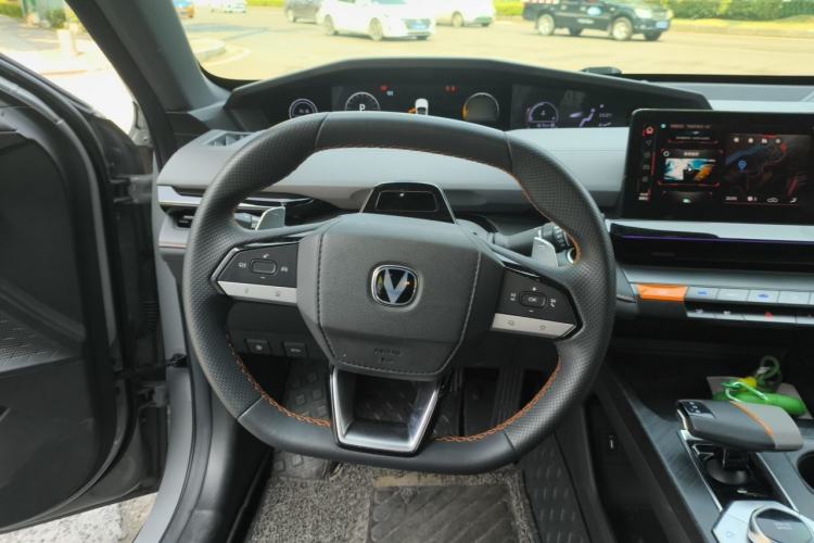 Used CHANGAN UNI-V 2022 1.5T Prestige Version Steering Wheel