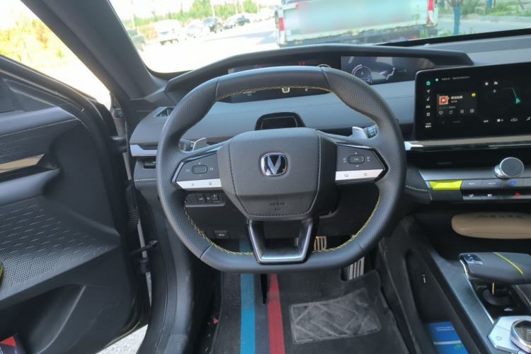 Used CHANGAN UNI-V 2022 1.5T Sport Edition Steering Wheel