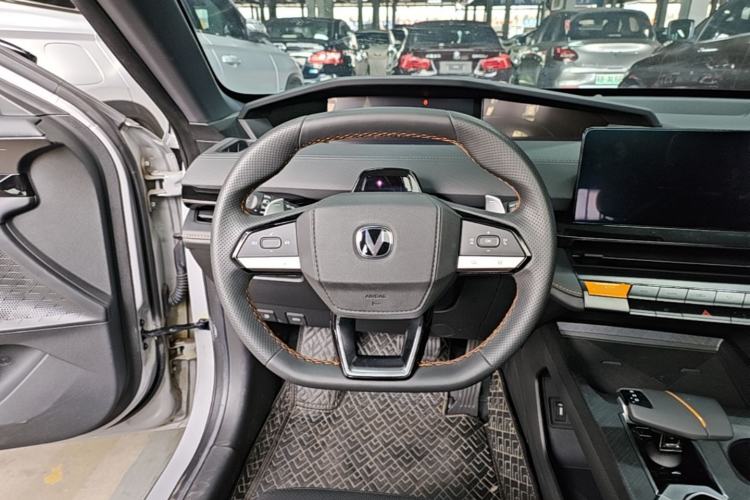 Used CHANGAN UNI-V 2022 1.5T Prestige Version Steering Wheel