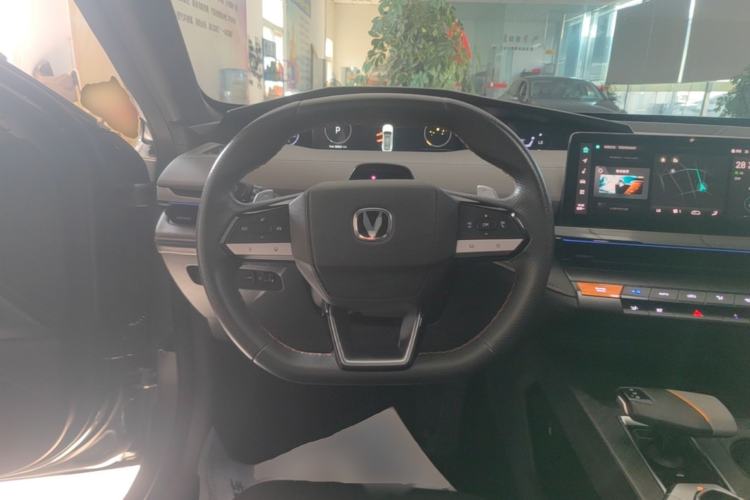 Used CHANGAN UNI-V 2022 1.5T Prestige Version Steering Wheel