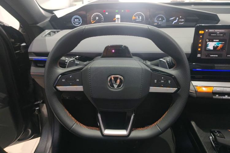 Used CHANGAN UNI-V 2022 1.5T Prestige Version Steering Wheel