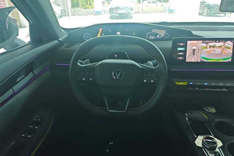 Used CHANGAN UNI-V 2022 2.0T Leading-Speed Edition Steering Wheel