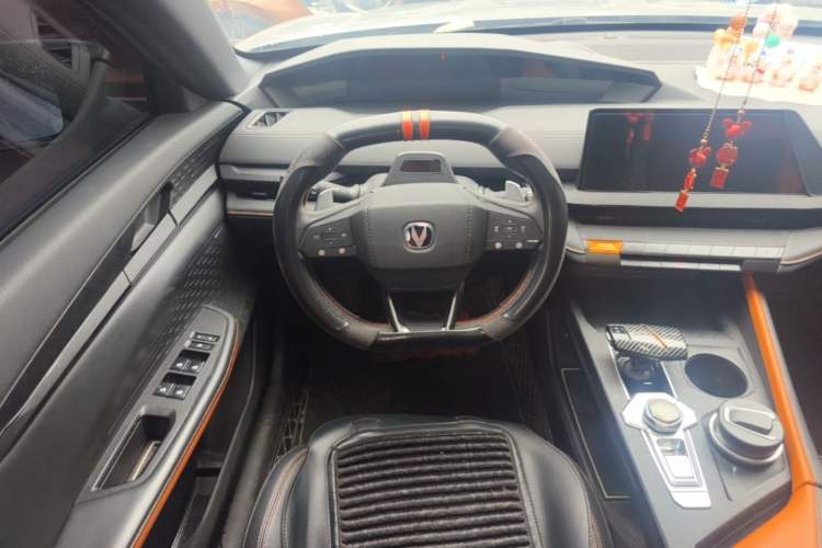 Used CHANGAN UNI-V 2022 1.5T Prestige Version Steering Wheel