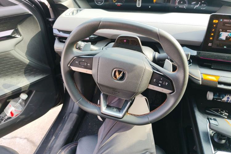Used CHANGAN UNI-V 2022 1.5T Prestige Version Steering Wheel