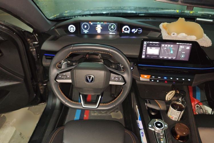 Used CHANGAN UNI-V 2022 1.5T Sport Edition Steering Wheel