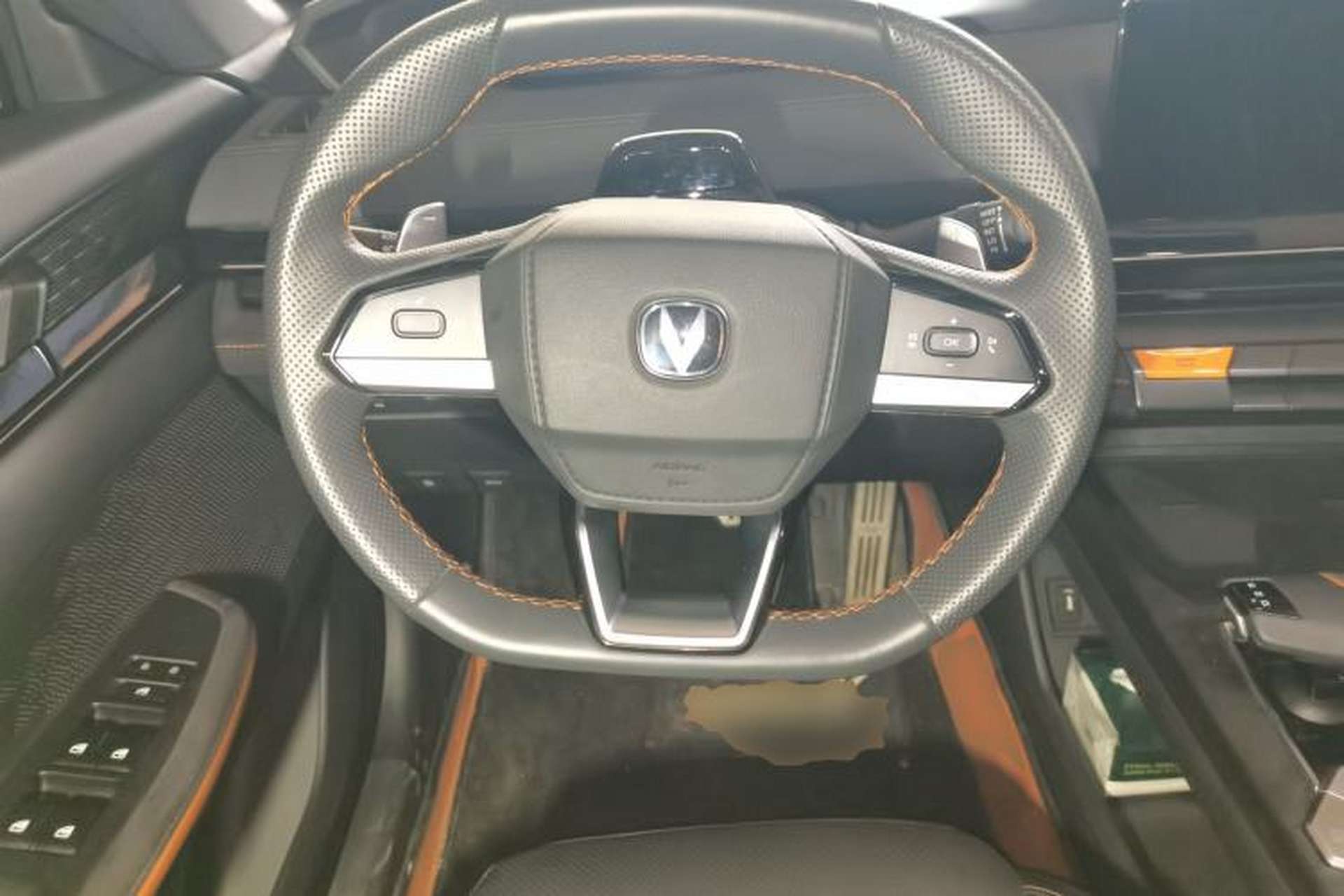 Used CHANGAN UNI-V 2022 1.5T Sport Edition Steering Wheel