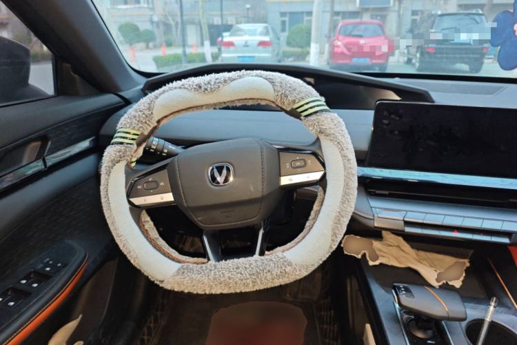 Used CHANGAN UNI-V 2022 1.5T Excellence Model Steering Wheel