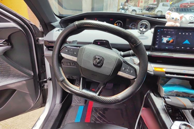 Used CHANGAN UNI-V 2022 1.5T Prestige Version Steering Wheel