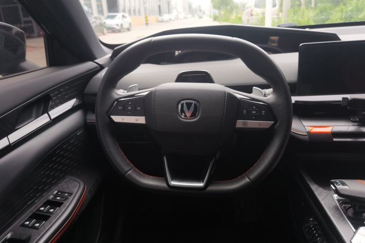 Used CHANGAN UNI-V 2022 1.5T Smart Navigation Version Steering Wheel