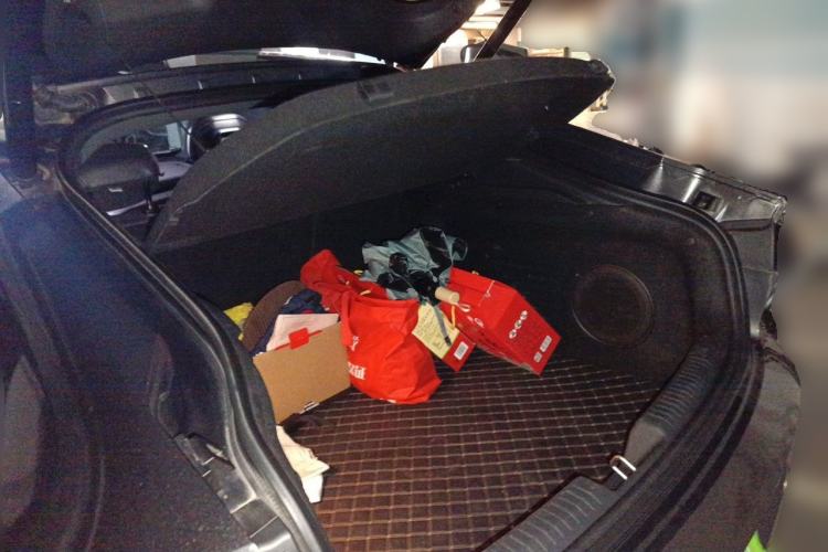 Used CHANGAN UNI-V 2022 1.5T Smart Navigation Version Trunk
