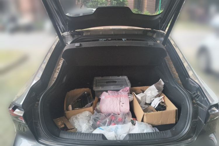Used CHANGAN UNI-V 2022 1.5T Prestige Version Trunk