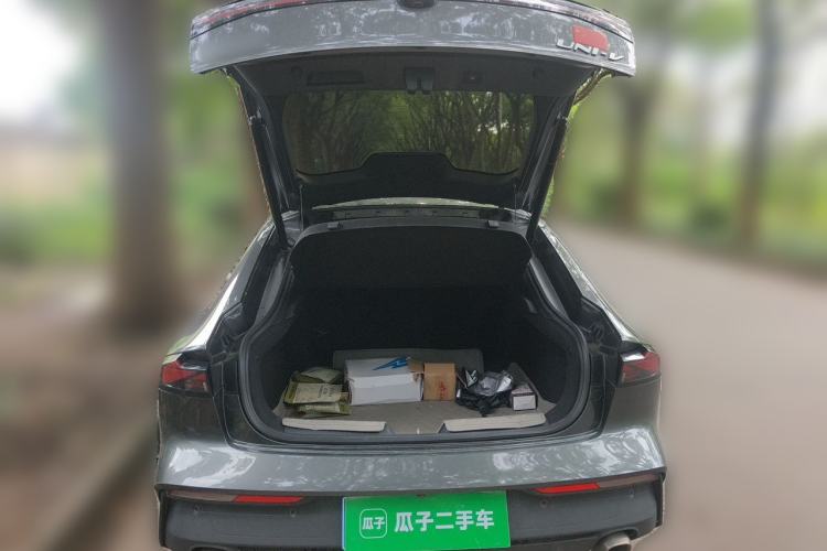 Used CHANGAN UNI-V 2022 1.5T Prestige Version Trunk