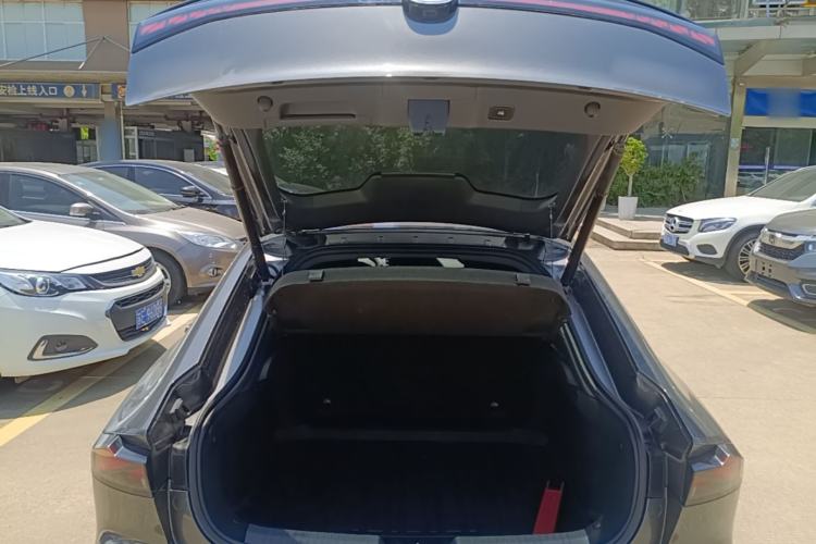 Used CHANGAN UNI-V 2022 1.5T Sport Edition Trunk