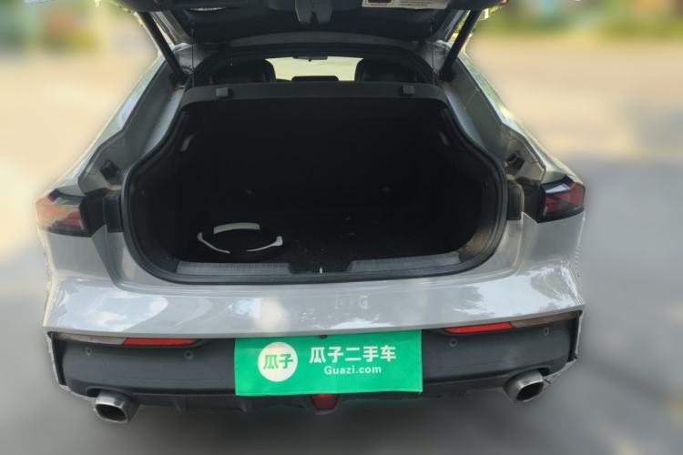 Used CHANGAN UNI-V 2022 1.5T Prestige Version Trunk