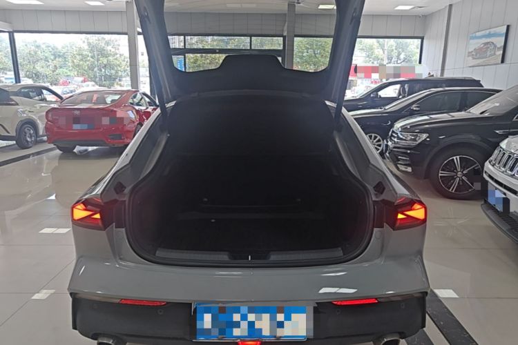 Used CHANGAN UNI-V 2022 1.5T Prestige Version Trunk