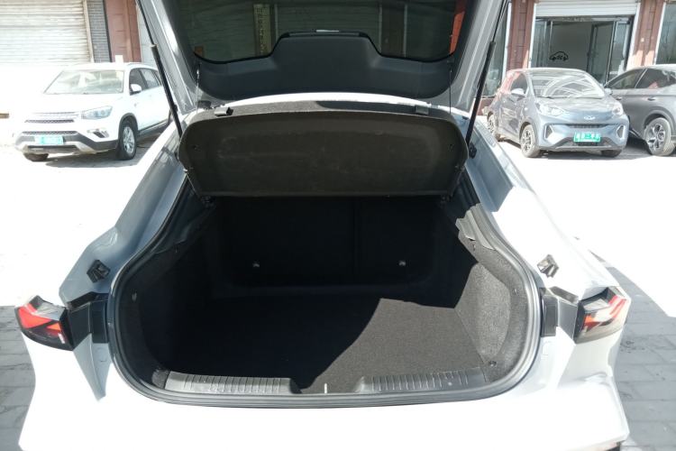 Used CHANGAN UNI-V 2022 1.5T Excellence Model Trunk