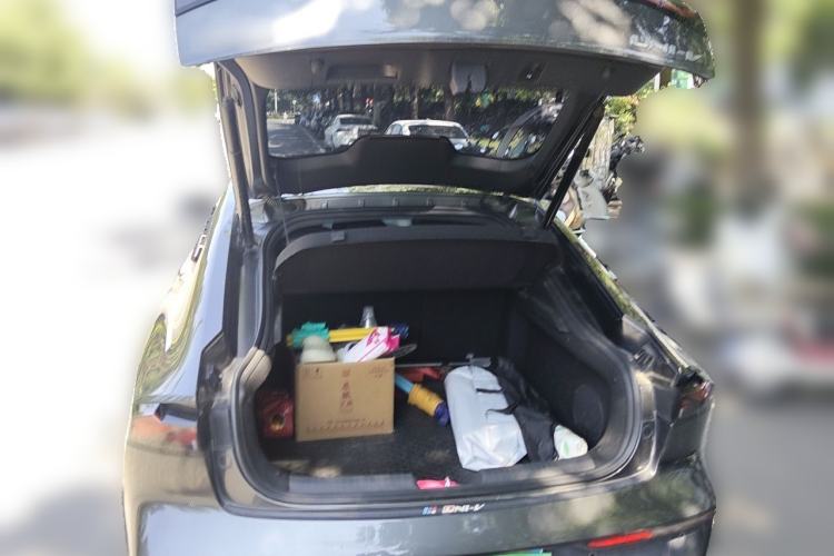 Used CHANGAN UNI-V 2022 1.5T Prestige Version Trunk