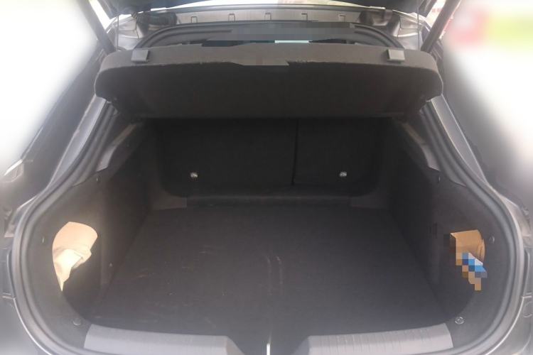 Used CHANGAN UNI-V 2022 1.5T Prestige Version Trunk