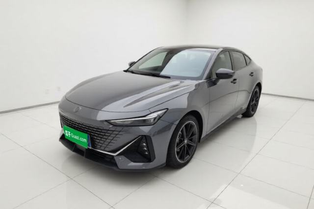 Used CHANGAN UNI-V 2022 1.5T Prestige Version