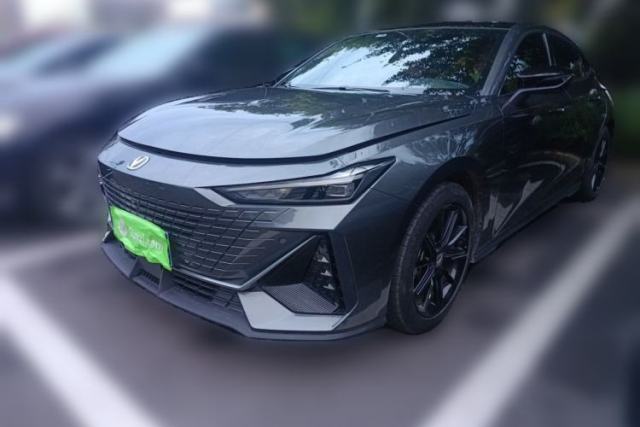 Used CHANGAN UNI-V 2022 1.5T Prestige Version