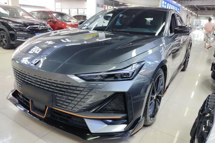 Ojetý CHANGAN UNI-V 2022 1.5T Sport Edition Guazi used car, China used car export, Used car for sale, Used  cars, Cheapest cars for sale