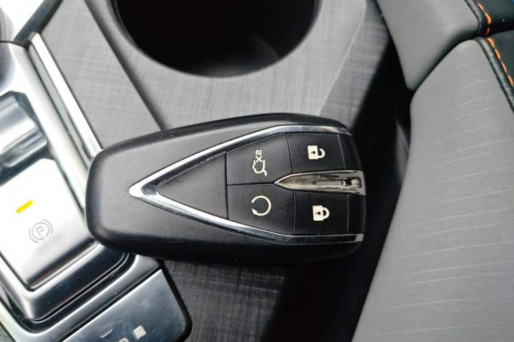 Used CHANGAN UNI-V 2022 1.5T Prestige Version Vehicle Key