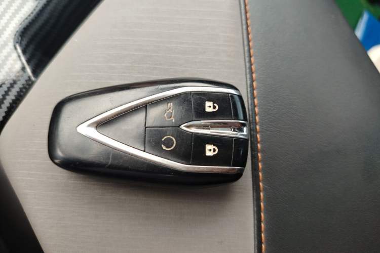 Used CHANGAN UNI-V 2022 1.5T Prestige Version Vehicle Key