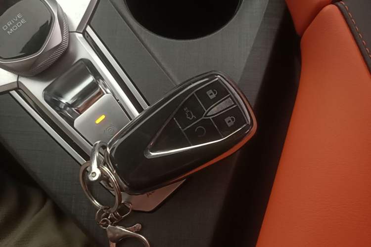 Used CHANGAN UNI-V 2022 1.5T Prestige Version Vehicle Key