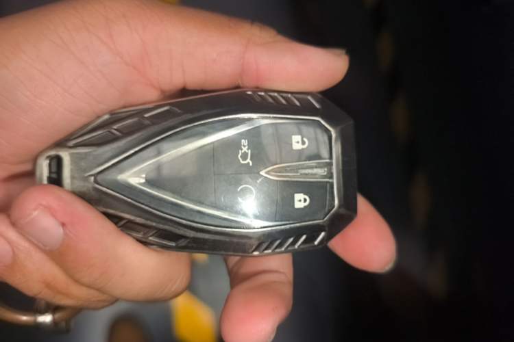 Used CHANGAN UNI-V 2022 1.5T Prestige Version Vehicle Key