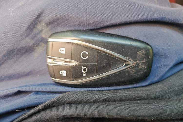 Used CHANGAN UNI-V 2022 1.5T Prestige Version Vehicle Key