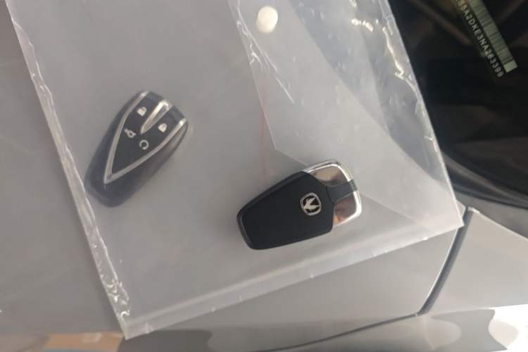 Used CHANGAN UNI-V 2022 1.5T Prestige Version Vehicle Key