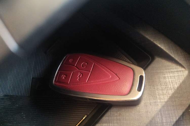 Used CHANGAN UNI-V 2022 1.5T Prestige Version Vehicle Key