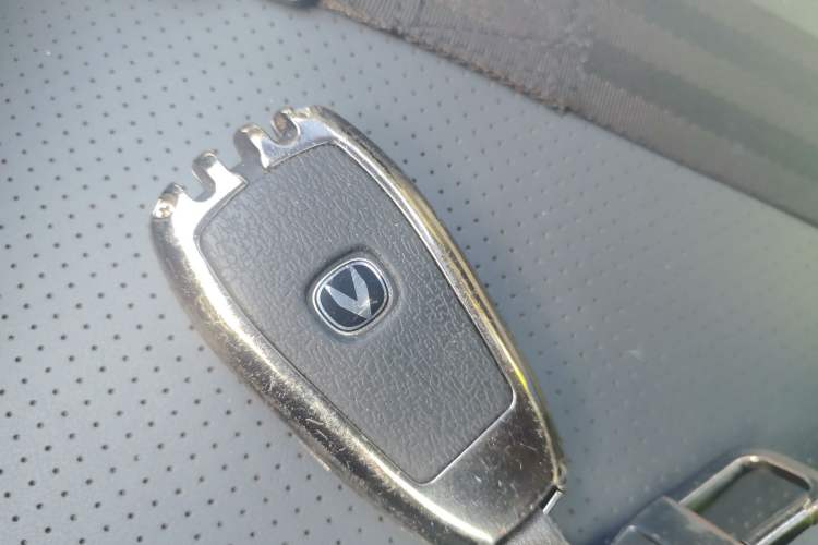 Used CHANGAN UNI-V 2022 1.5T Sport Edition Vehicle Key